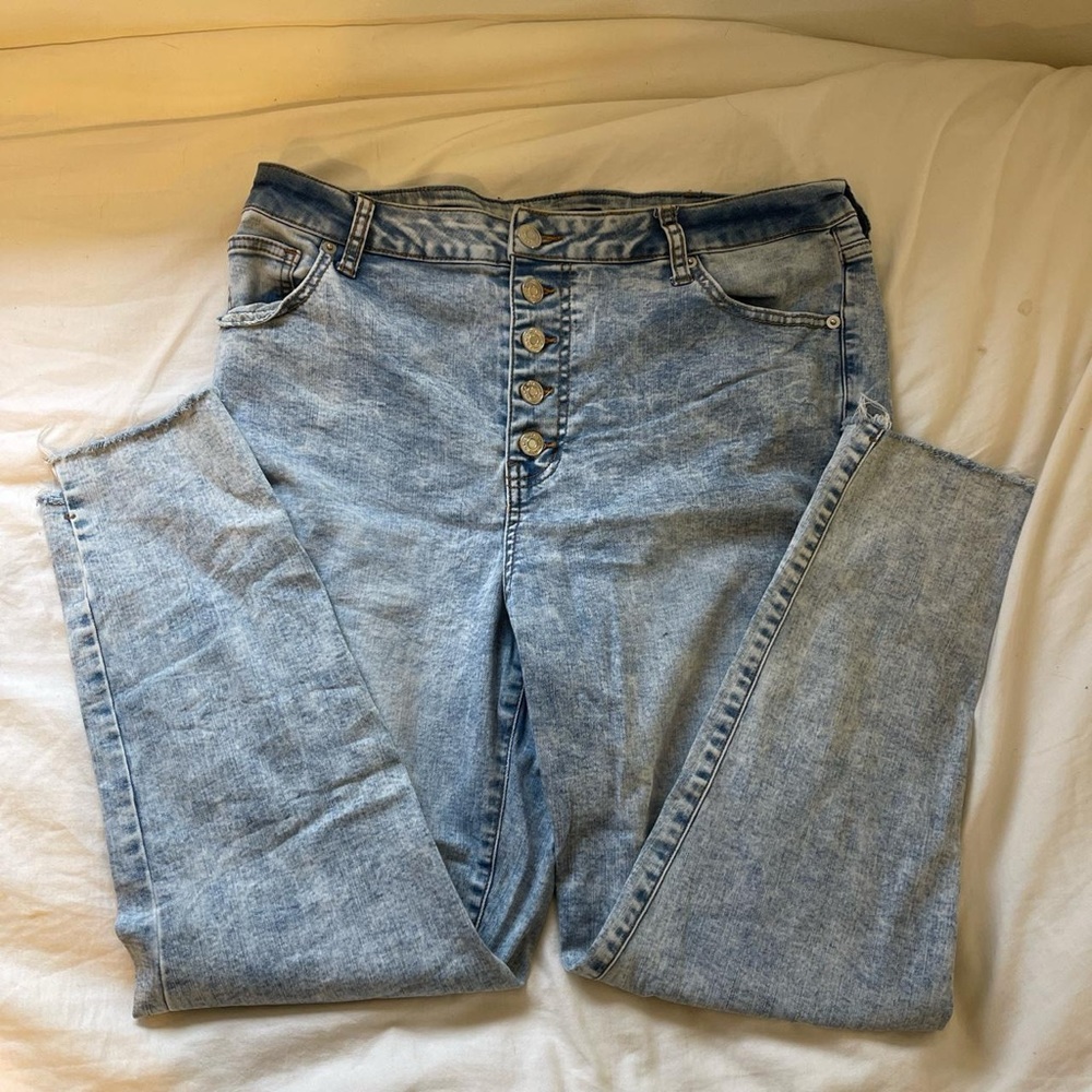 Recycled High-rise Waisted Acid Washed Jeans